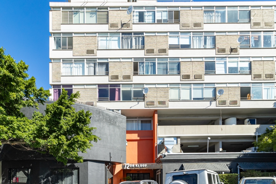1 Bedroom Property for Sale in Gardens Western Cape